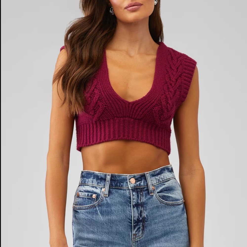 For love and lemons Layton Sweater crop top